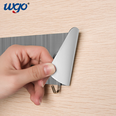 SS201 bathroom WGO 3 Hook Towel Rack 6kg Max Loading ISO9001